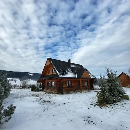 Nyaraló Komfortowy Dom Z Bali Kolo Zielenca Z Widokiem Na Gory Lasowka