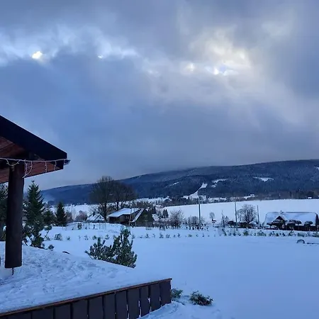 Komfortowy Dom Z Bali Kolo Zielenca Z Widokiem Na Gory