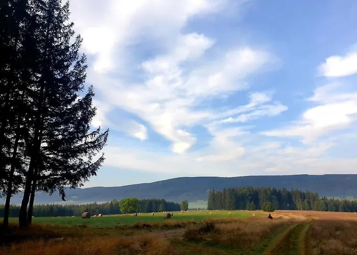Nyaraló Komfortowy Dom Z Bali Kolo Zielenca Z Widokiem Na Gory Lasowka