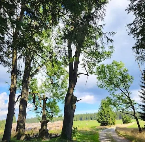 Komfortowy Dom Z Bali Kolo Zielenca Z Widokiem Na Gory *