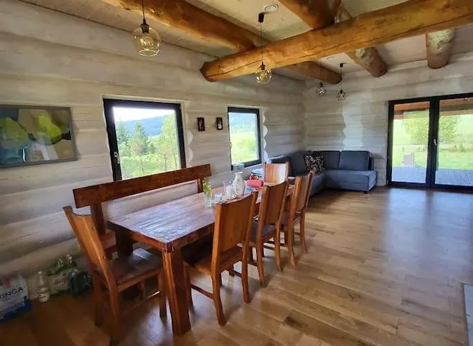 Prázdninový dům Komfortowy Dom Z Bali Kolo Zielenca Z Widokiem Na Gory Lasowka