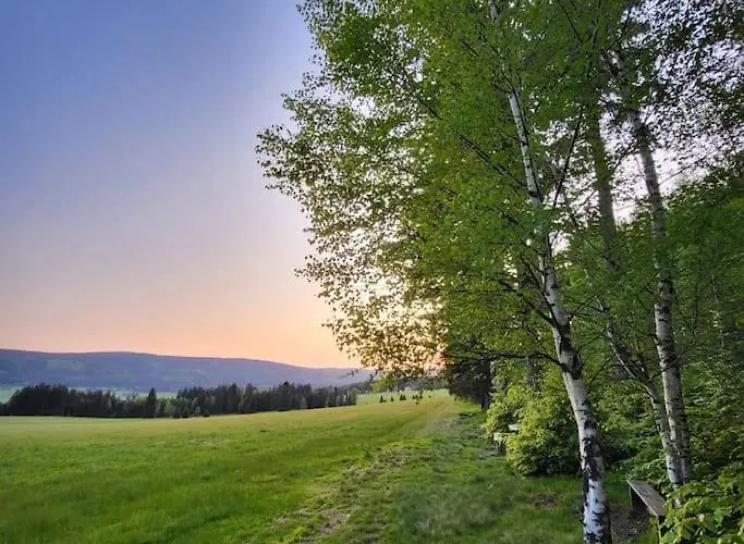 Nyaraló Komfortowy Dom Z Bali Kolo Zielenca Z Widokiem Na Gory *